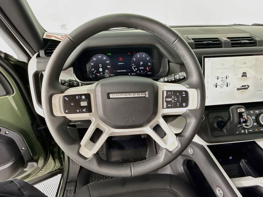New 2026 Woolstone Green Land Rover S image 12
