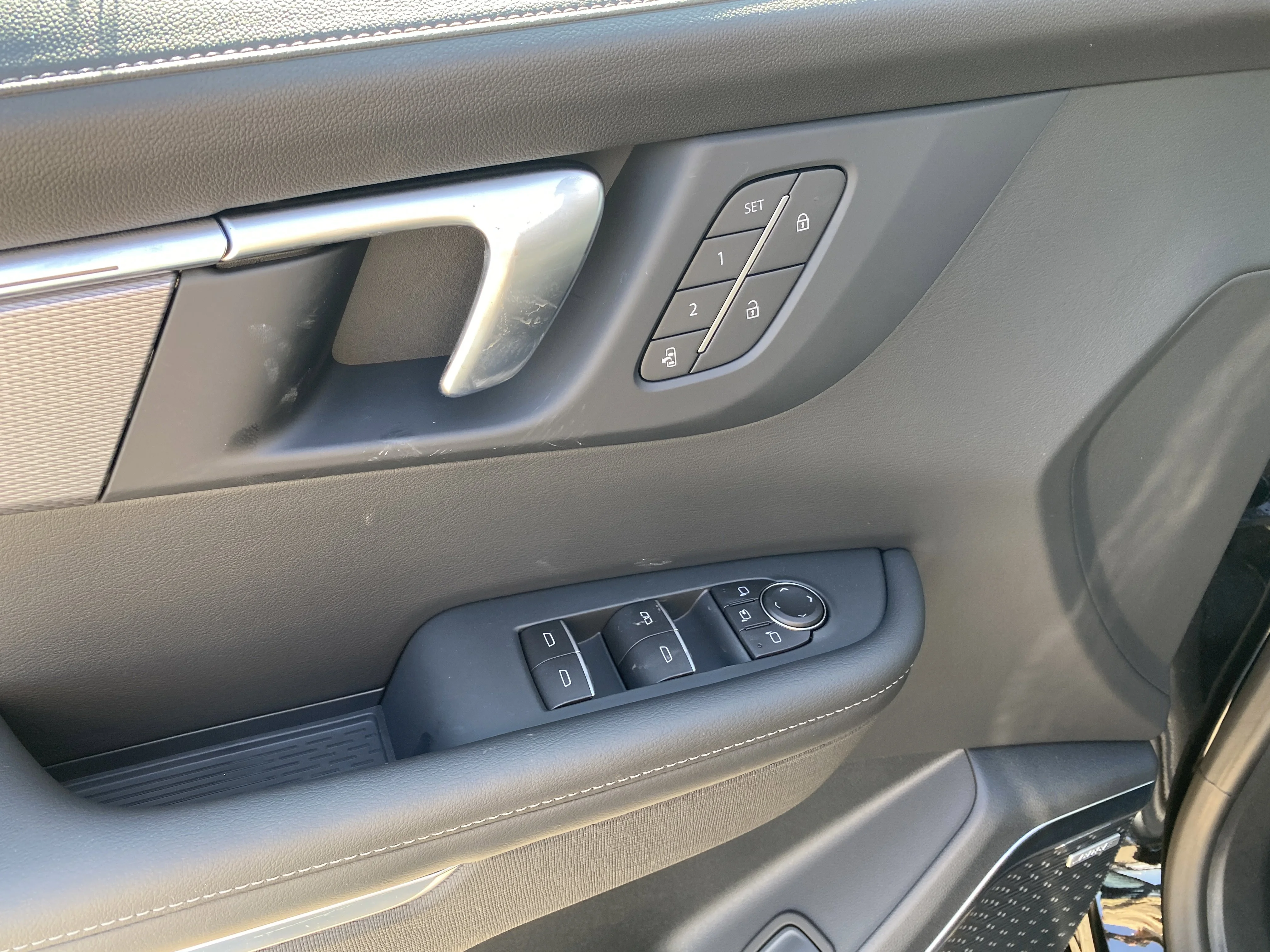 New 2026 EBONY TWILIGHT METALLIC Buick Sport Touring image 23