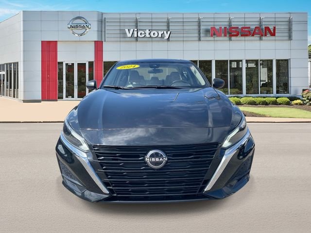 Certified Used 2024 Black Nissan 2.5 SV image 8