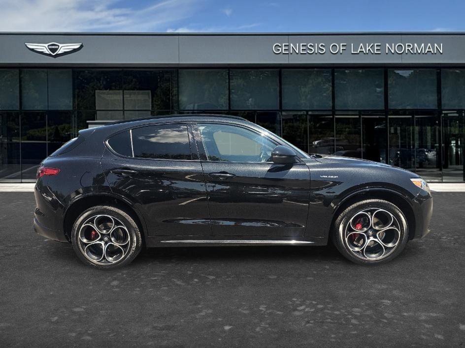 Used 2023 Vulcano Black Metallic Alfa Romeo Veloce image 4