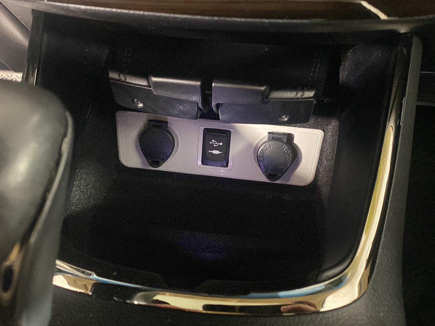Used 2015 Mica Toyota Limited image 6