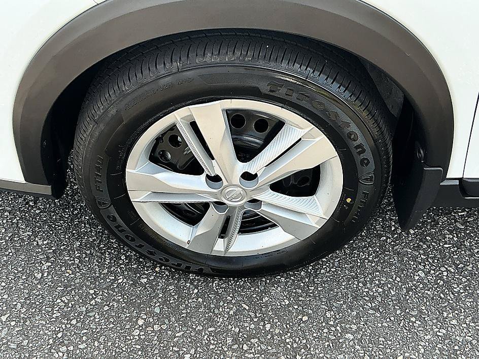 Used 2025 Fresh Powder Nissan S image 10