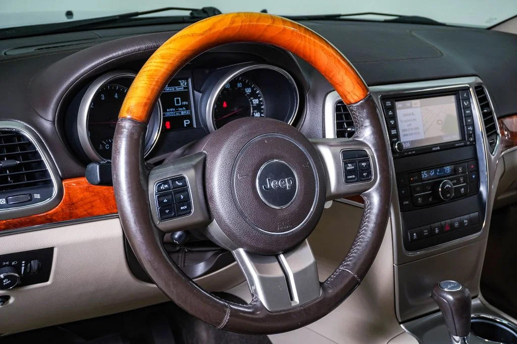 Used 2011 Bright Silver Metallic Jeep Overland image 20