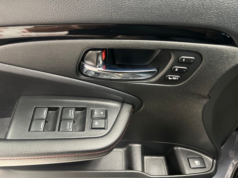 Used 2023  Honda Black Edition image 20