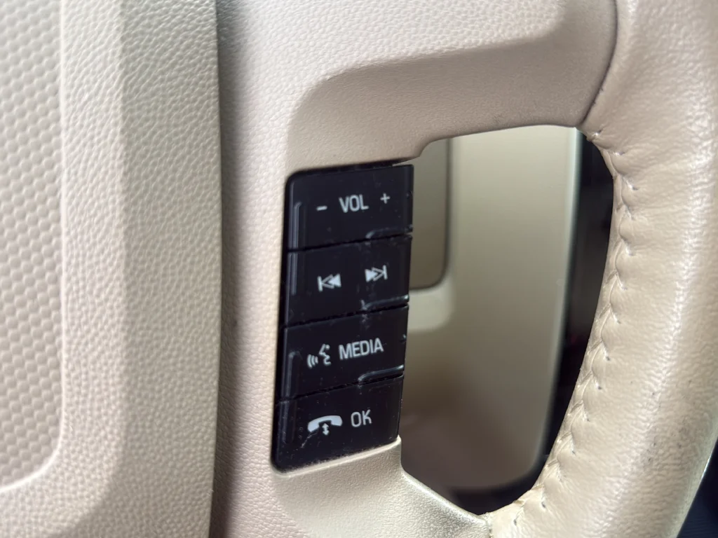 Used 2012 Blue Ford Limited image 14