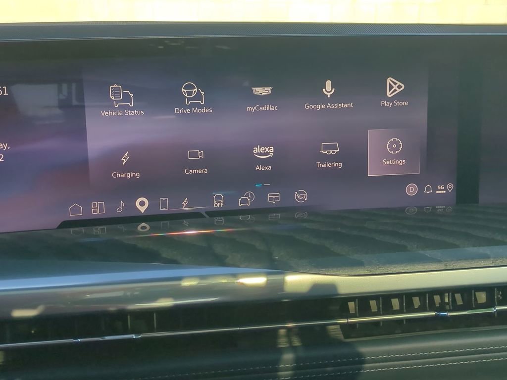 2025 Cadillac Escalade IQ Sport 2 - Photo 16