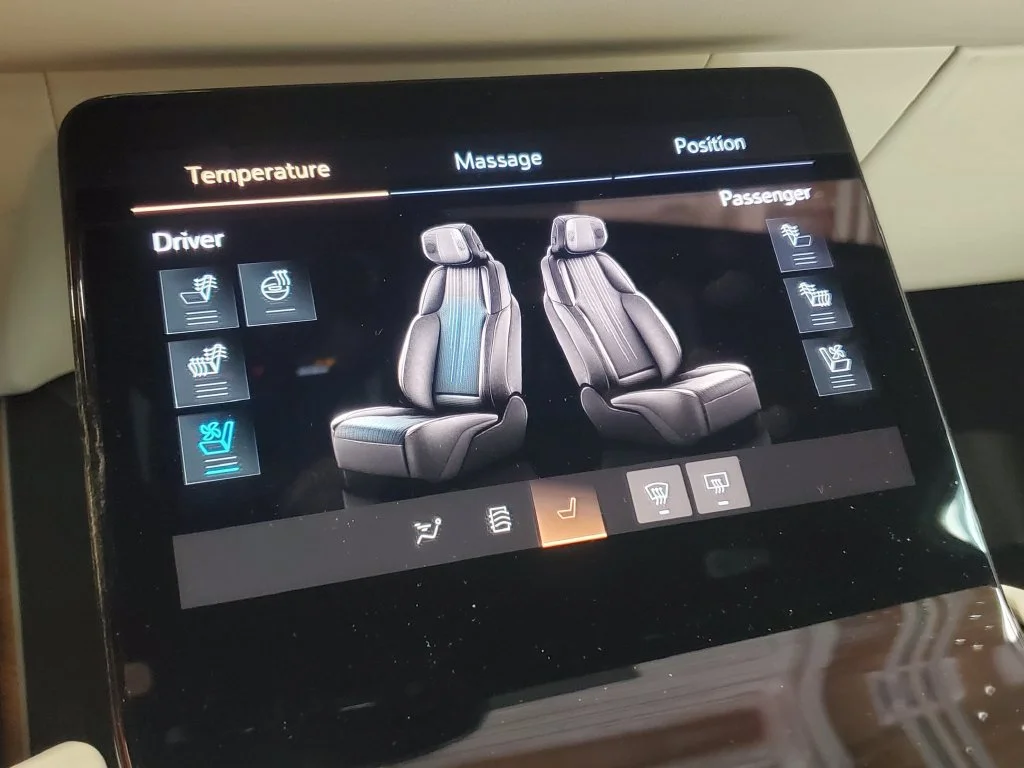 2027 Cadillac VISTIQ Sport - Photo 16