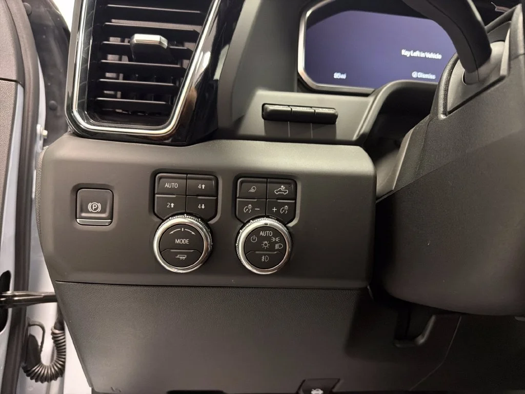 2026 GMC Sierra 3500HD Denali Ultimate - Photo 19