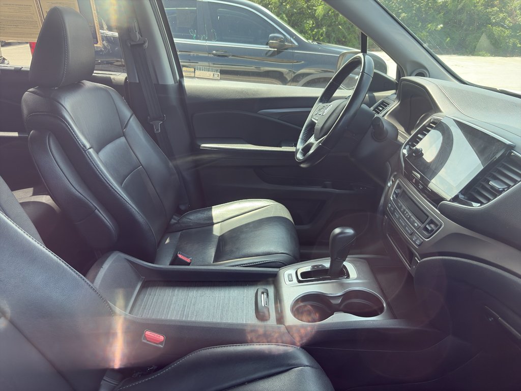 Used 2019 White Diamond Pearl Honda EX-L image 4