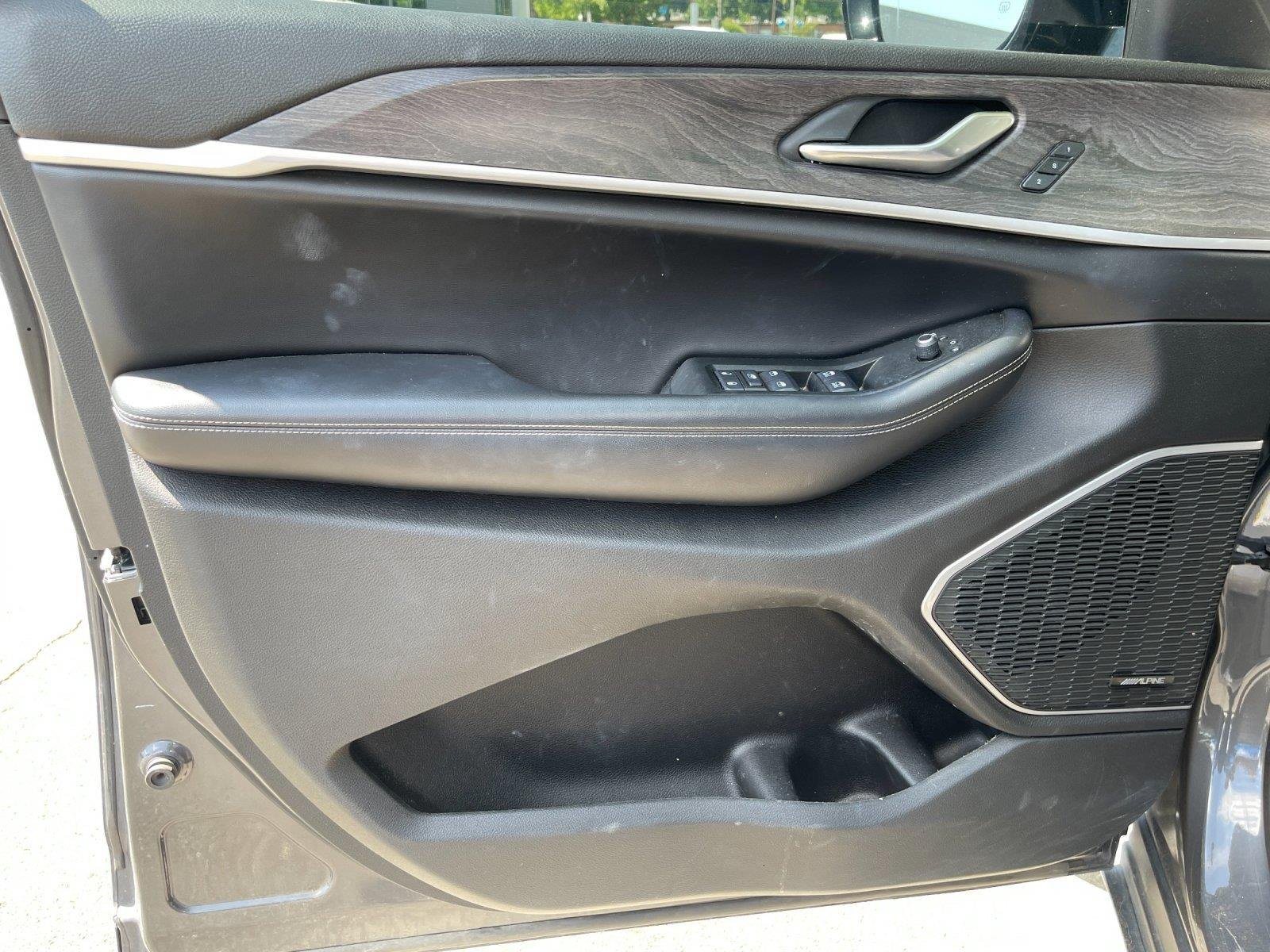 Used 2021 Baltic Gray Metallic Clearcoat Jeep Limited image 13