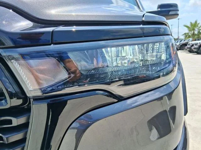 New 2026 Granite Crystal Metallic Clear-Coat Exterior Paint RAM LONE STAR image 10