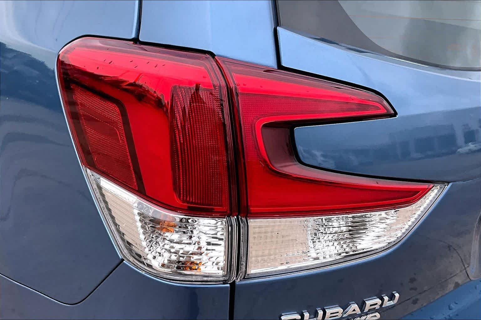 Used 2023 Horizon Blue Pearl Subaru  image 28