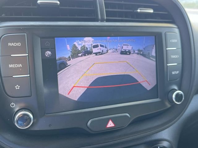 Used 2022 Red Kia LX image 34