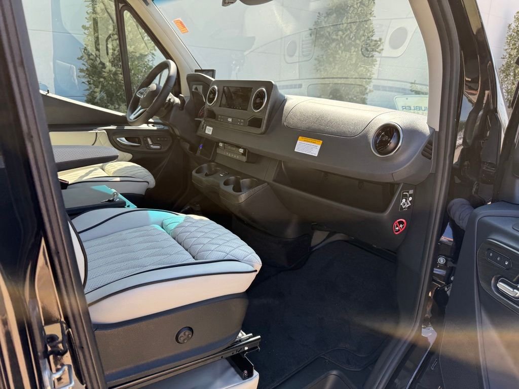 2024 Mercedes-Benz Sprinter Cargo Van Base - Photo 52