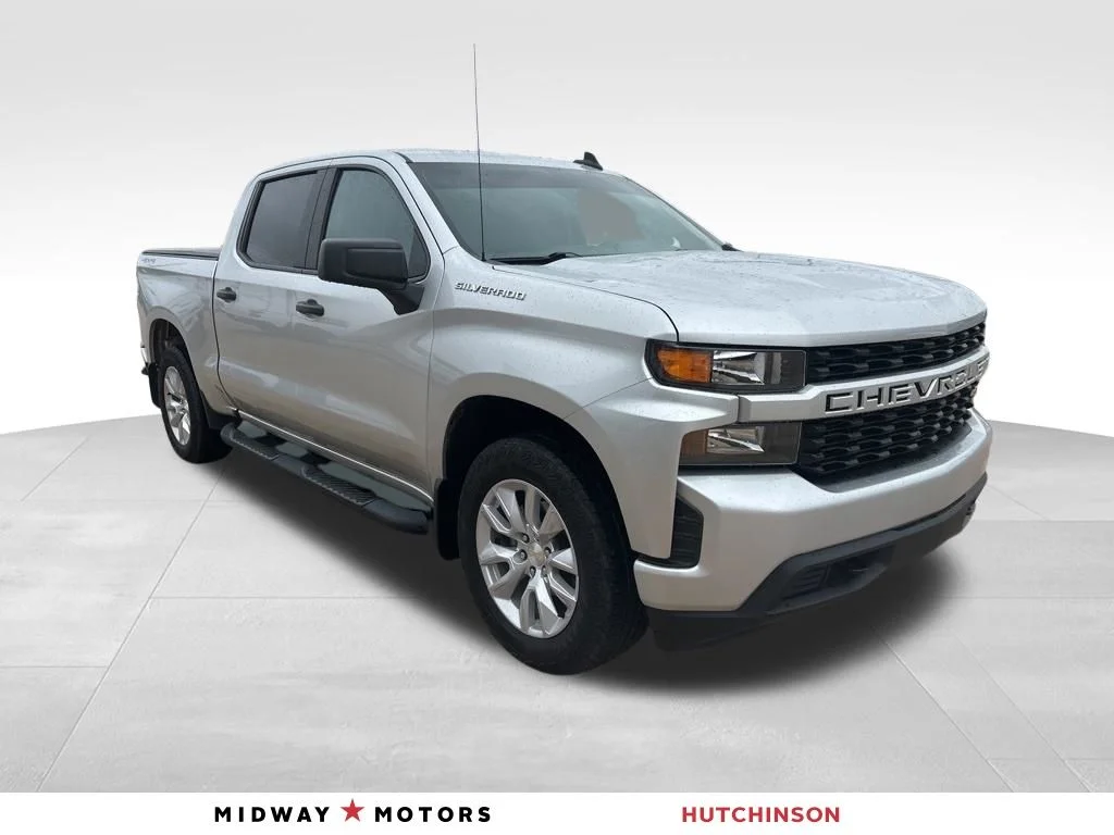 2022 Chevrolet Silverado 1500 Custom 4X4 Crew Cab Short Box's photo