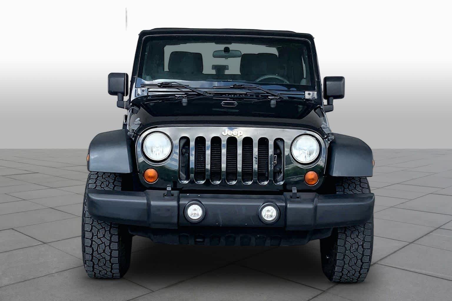 Used 2012 Black Forest Green Pearl Jeep Sport image 3