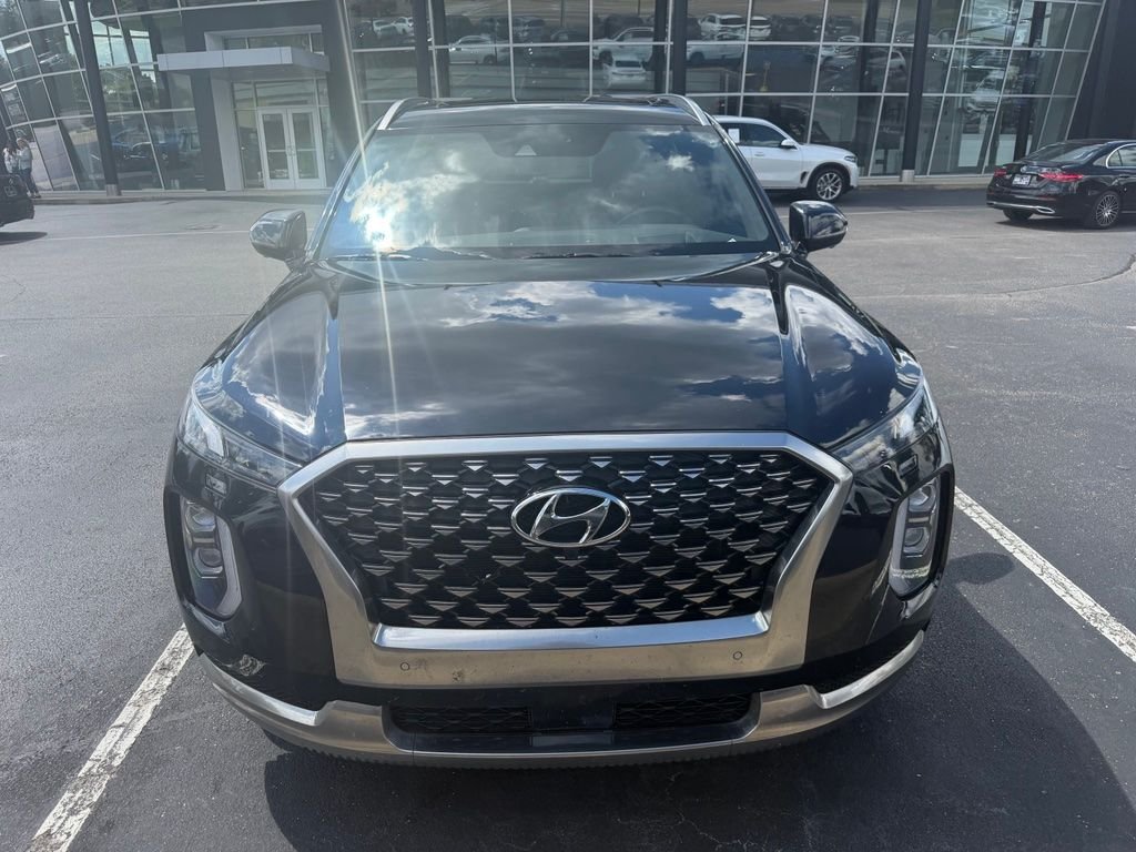 Used 2022 White Hyundai Calligraphy image 1