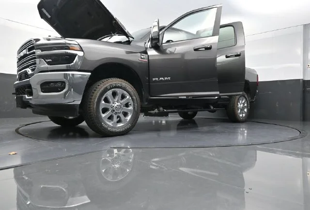 2026 RAM 2500 Laramie - Photo 32
