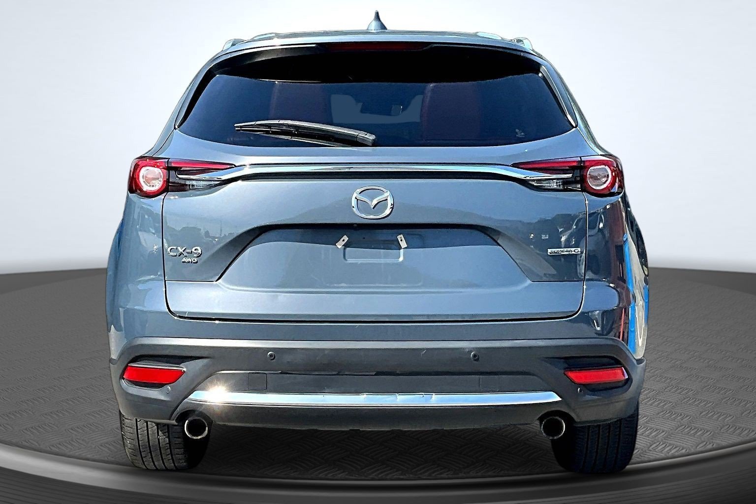 Used 2023 Gray Mazda Carbon Edition image 4