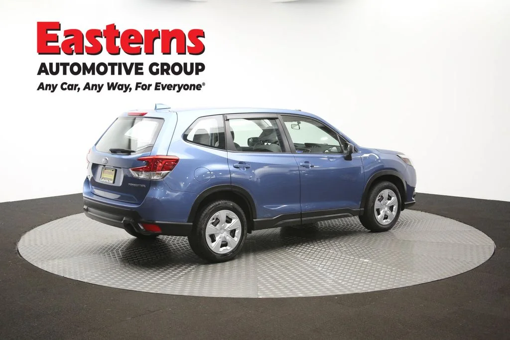 Used 2023 Blue Subaru Base image 41