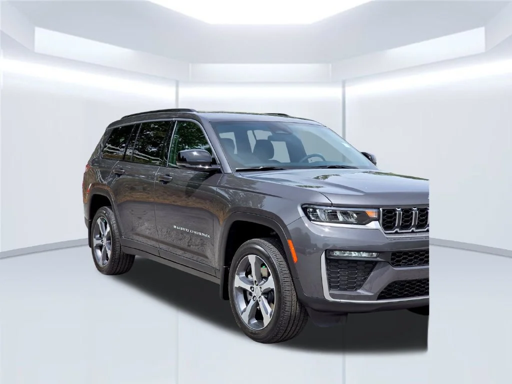 New 2026 Gray Jeep Limited image 39