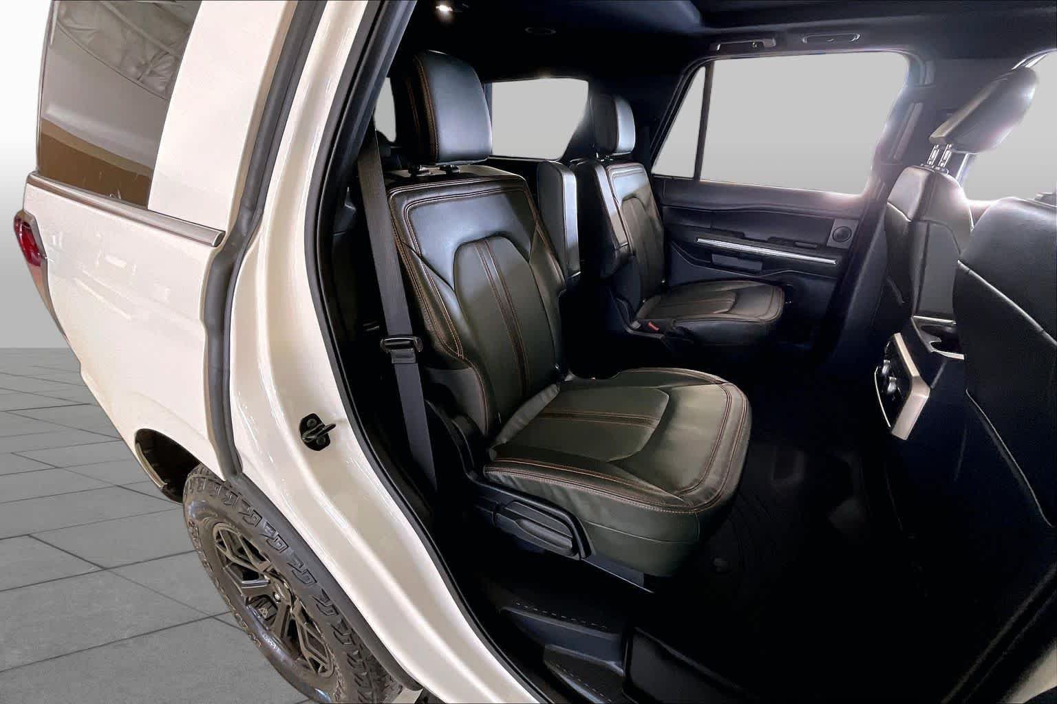 Used 2022 Star White Metallic Tri-Coat Ford Timberline image 18