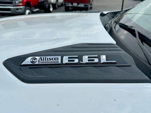 Used 2024 White Chevrolet Work Truck image 9