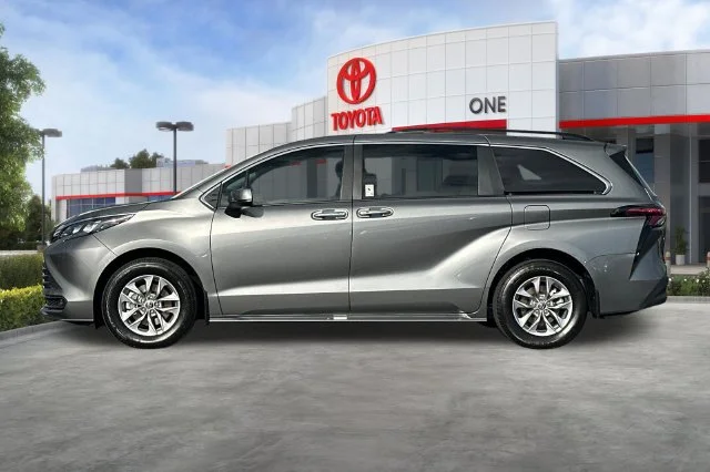 Certified Used 2026  Toyota XLE image 9