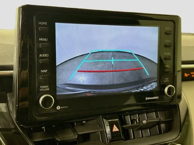 Certified Used 2022  Toyota LE image 15