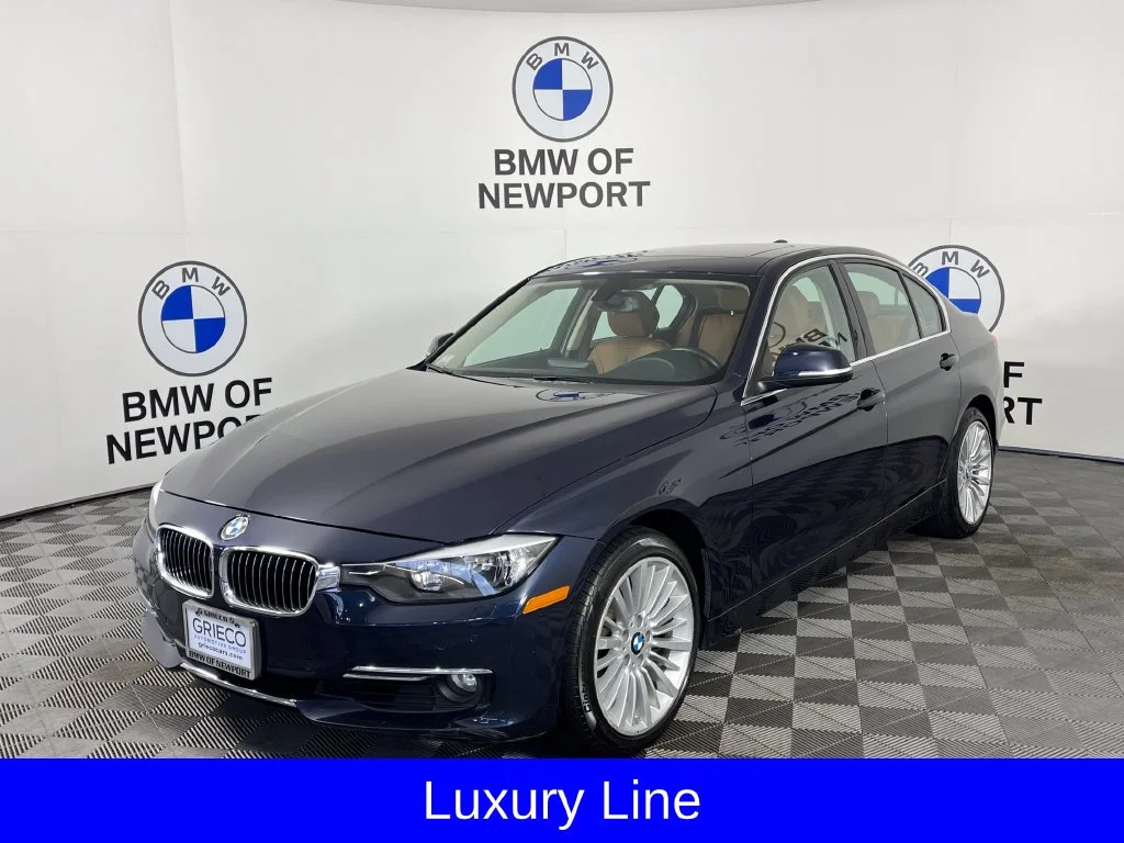 Used 2014 Blue BMW 328i xDrive image 3