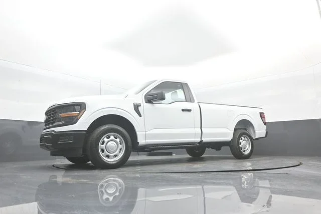 New 2026 Oxford White Ford XL image 33
