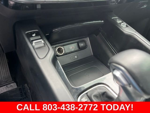 Used 2022 Black Kia S image 26