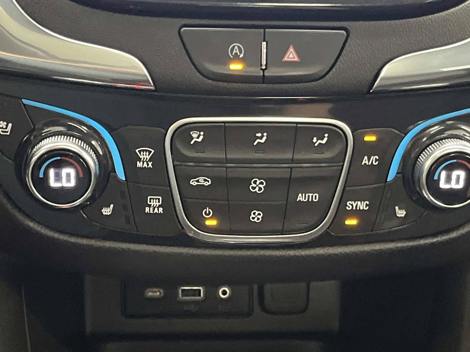 Used 2024 Sterling Gray Metallic Chevrolet Premier image 25