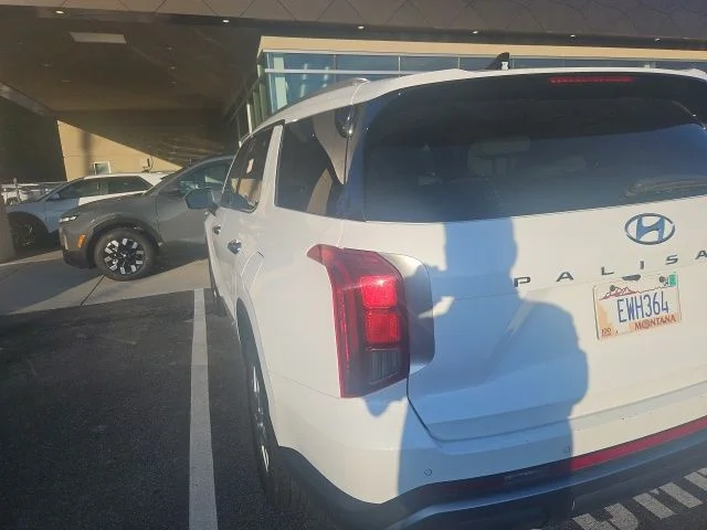 Used 2025 White Hyundai SEL image 8