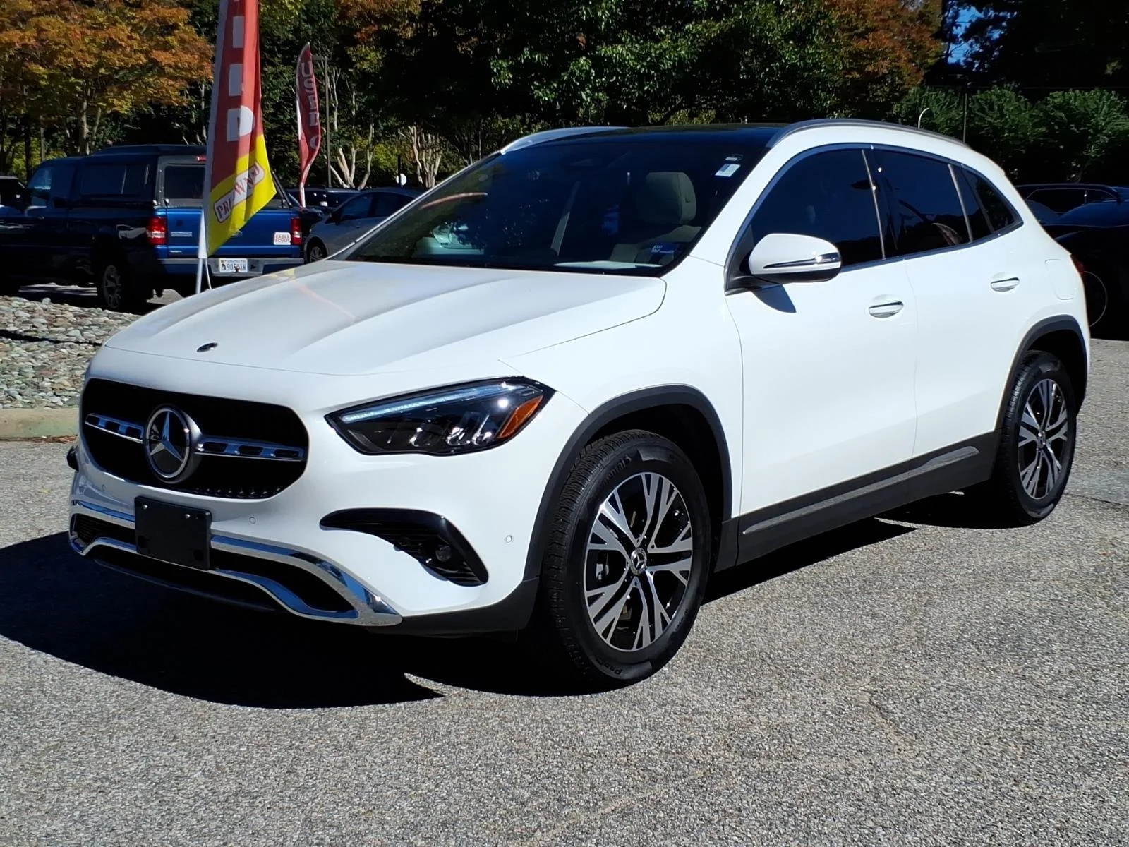 Certified Used 2026 Polar White Mercedes-Benz GLA 250 image 1
