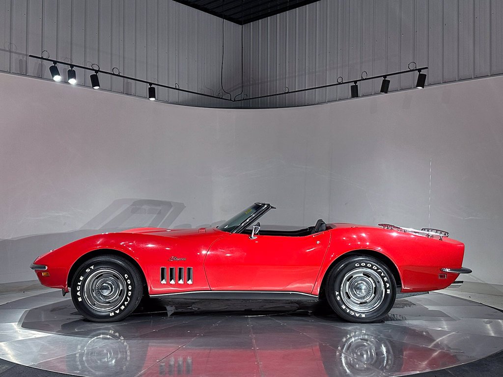Used 1969 Red Chevrolet  image 9