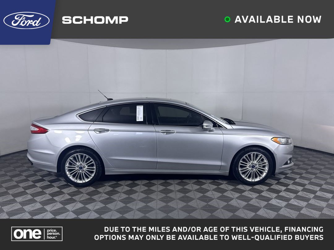 2016 Ford Fusion SE FWD's photo