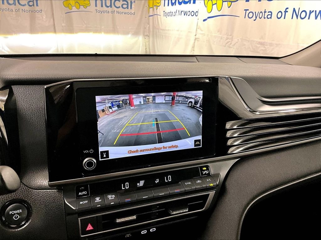 Used 2025 White Toyota LE image 18