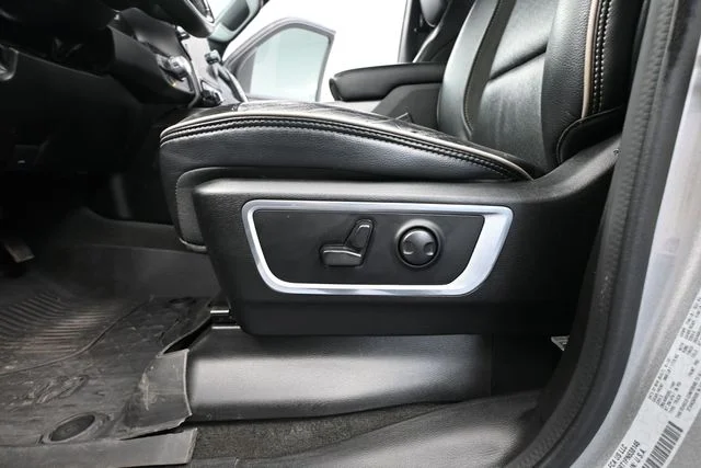 Used 2023 Silver Ram Laramie image 25