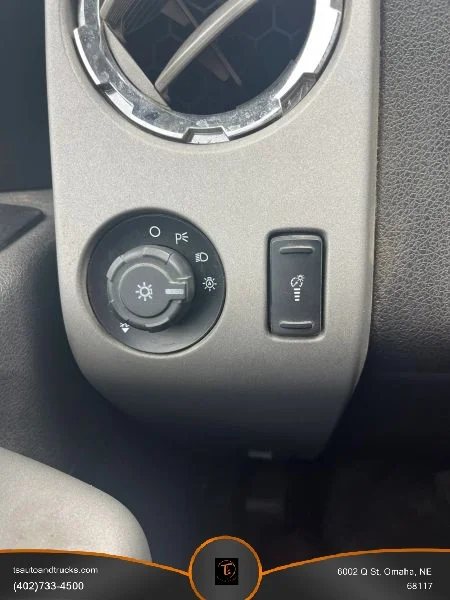 Used 2015 White Ford Lariat Pickup 4D 6 3/4 ft image 22