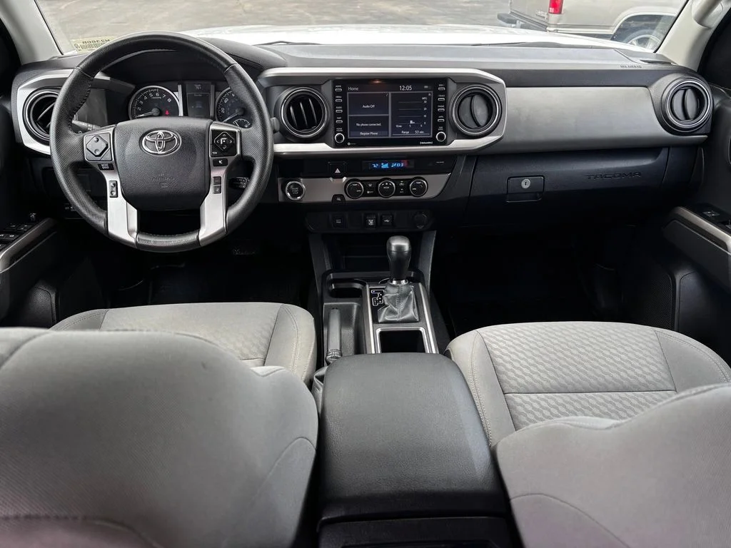 Used 2023 White Toyota SR5 image 29