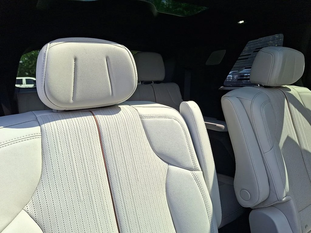 2026 Cadillac VISTIQ Luxury - Photo 20