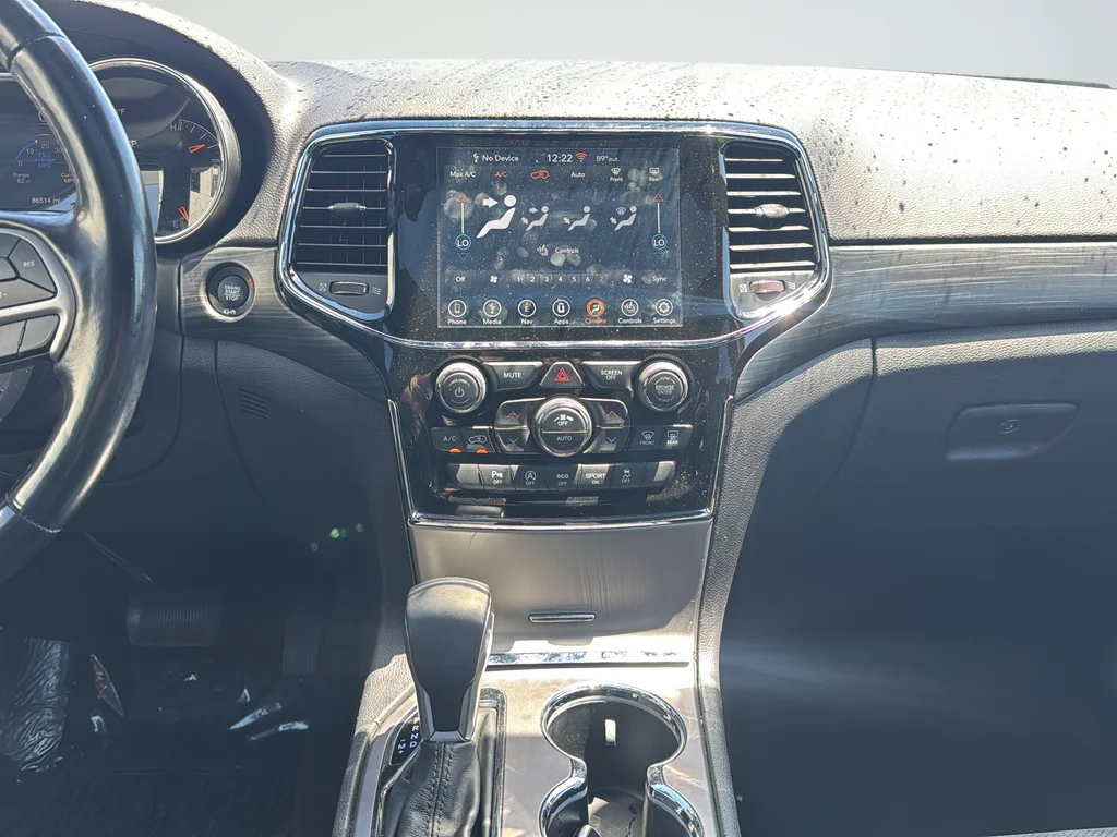 Used 2021 Gray Jeep Laredo X image 20