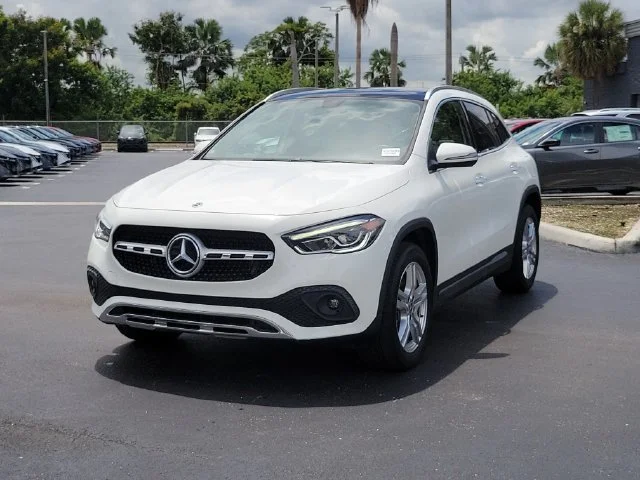 Used 2022 White Mercedes-Benz GLA 250 image 2