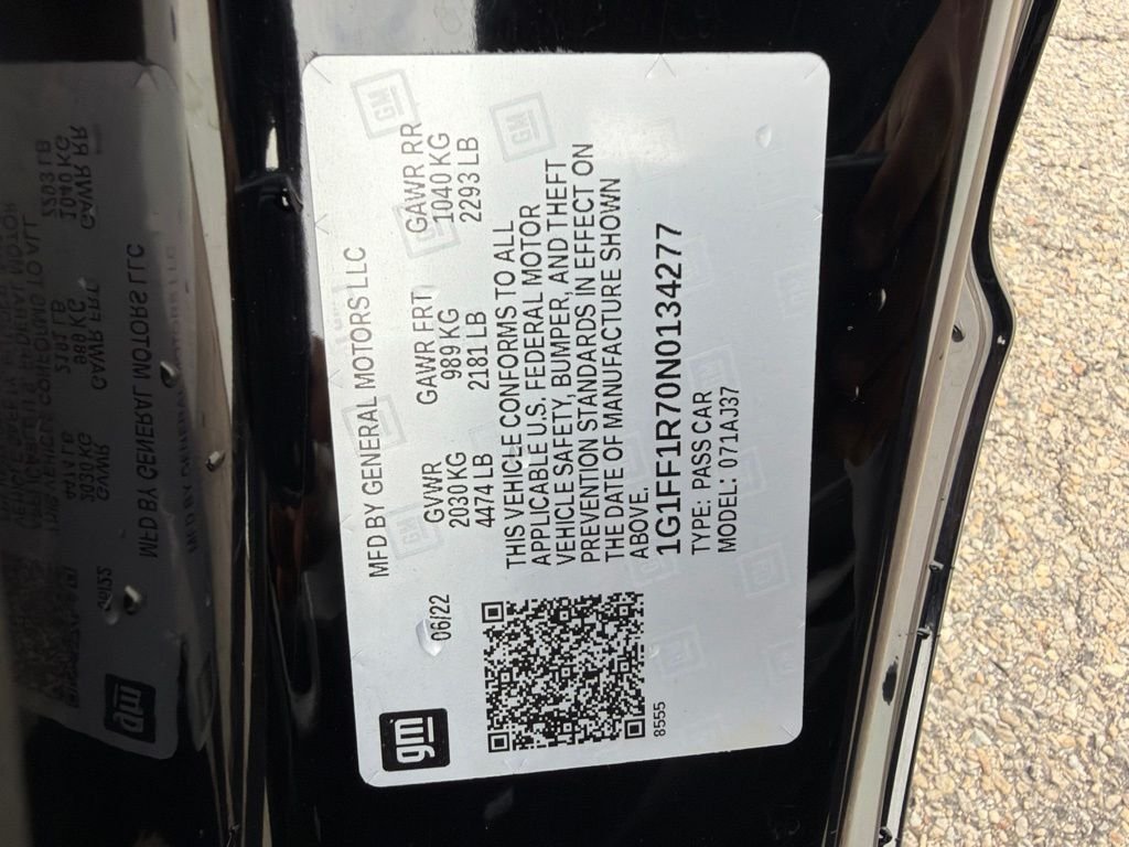 Used 2022 BLACK Chevrolet LT1 image 32