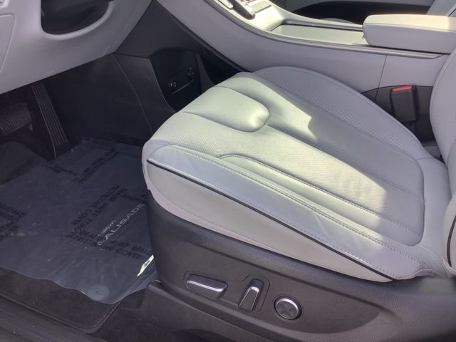 Certified Used 2023 White Hyundai SEL image 17