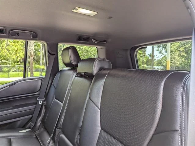 Certified Used 2025 ICE CAP Toyota  image 21