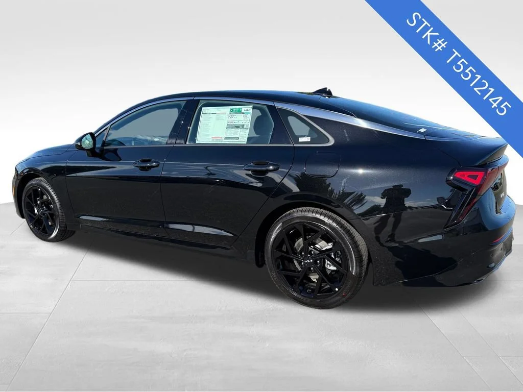 New 2026 Aurora Black Pearl Kia GT-Line image 5