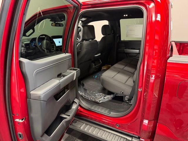 New 2026 Ruby Red Metallic Tinted Clearcoat Ford XLT image 18