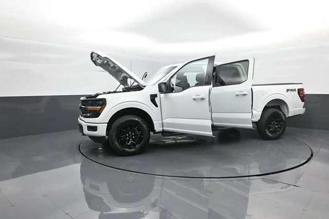 New 2026 Oxford White Ford XLT image 42
